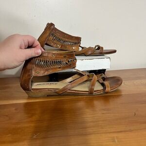 American Rag Cie Bradden Brown Gladiator Studded Sandals Womens 9.5 M Bohemian